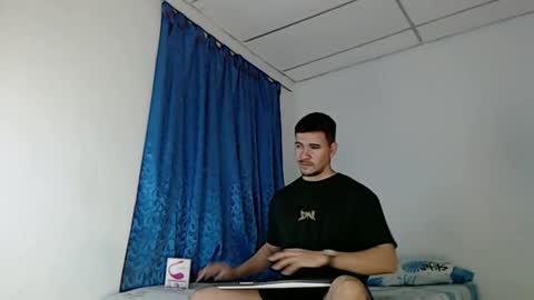 Juan David online show from February 2025 11:21:02 PM