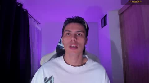 Jeyden Camilo online show from October 2025 09:09:02 PM