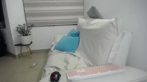 Camila online show from January 2026 11:03:01 AM