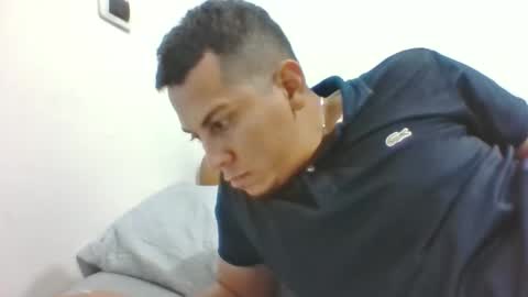 jhan1995 online show from February 2026 03:37:02 AM