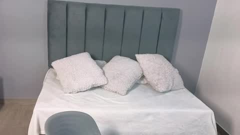 Jhan online show from April 2026 11:51:02 AM