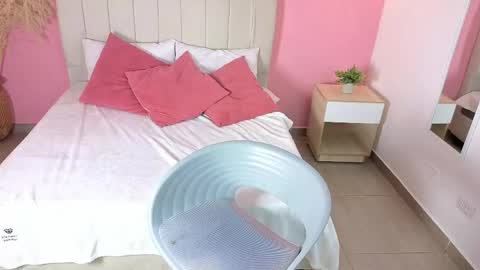 Jhan online show from April 2026 04:48:02 AM