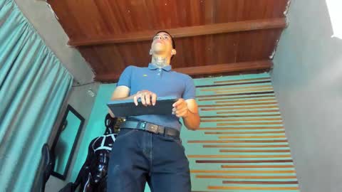 Snapshot of jharol_cardona chatting on February 2026 07:07:01 AM Jharol online show from February 2026 07:07:01 AM