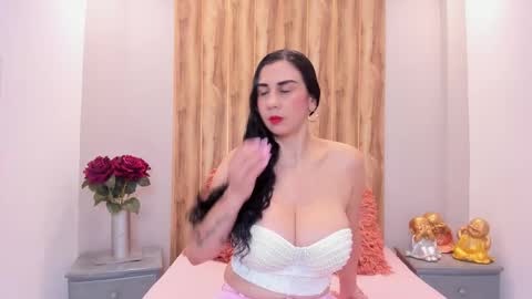 jhasly online show from October 2025 12:00:02 PM