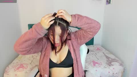 Jhiinny online show from February 2025 11:12:01 AM