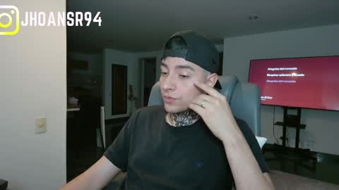 Jhoan Saenz online show from May 2026 02:42:02 AM