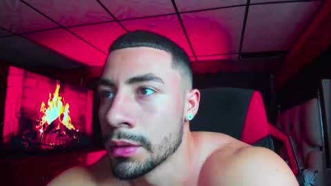 Snapshot of jhojansthetics chatting on February 2025 11:32:01 PM Jhojan Strong online show from February 2025 11:32:01 PM