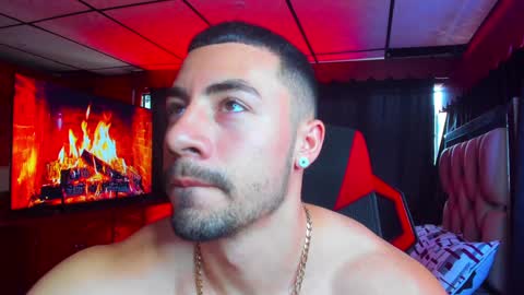 Snapshot of jhojanstrong_ chatting on January 2025 08:44:01 PM Jhojan Strong online show from January 2025 08:44:01 PM