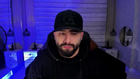 John Bear.... online show from March 2026 11:25:02 AM