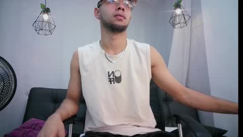 Snapshot of jhon_malo chatting on March 2025 03:46:02 AM jhon_malo online show from March 2025 03:46:02 AM