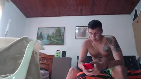 jhon tommy online show from February 2025 02:27:02 PM