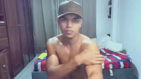 Snapshot of jhon_wich2 chatting on July 2026 06:07:01 PM Jhon wich2 online show from July 2026 06:07:01 PM