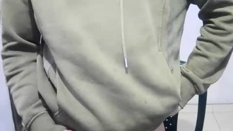 jhonduglas online show from January 2025 12:02:01 PM