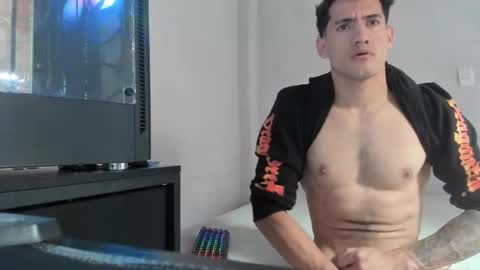 jhonduglas online show from December 2025 05:41:01 PM