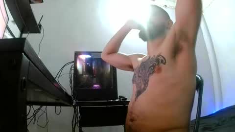 jhonduglas online show from April 2026 04:24:01 AM