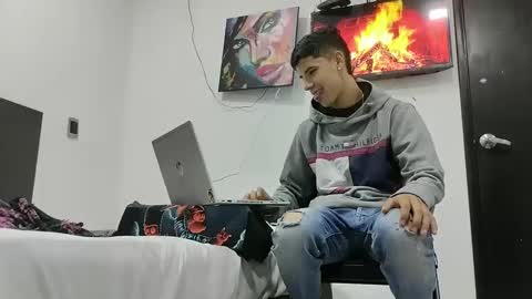 jhon online show from February 2025 09:57:01 PM