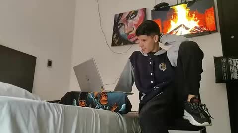 jhon online show from February 2025 07:02:02 PM