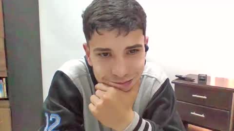 jhon online show from February 2025 08:14:02 PM