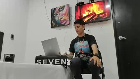 jhon online show from March 2025 03:05:02 PM