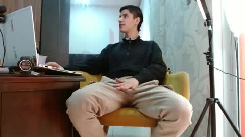 jhon online show from September 2025 04:45:02 PM