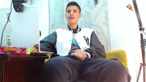 jhon online show from October 2025 02:29:01 PM