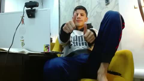 jhon online show from October 2025 05:33:02 AM