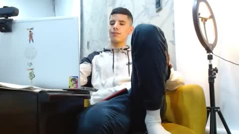 jhon online show from November 2025 05:31:02 AM