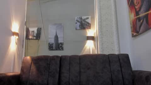 jhonny online show from February 2025 03:45:02 AM