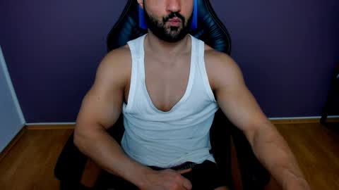 Snapshot of jhonnyboy007 chatting on December 2024 05:42:02 AM Black Diamond online show from December 2024 05:42:02 AM