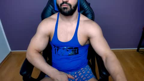 Snapshot of jhonnyboy007 chatting on December 2024 04:42:02 AM Black Diamond online show from December 2024 04:42:02 AM