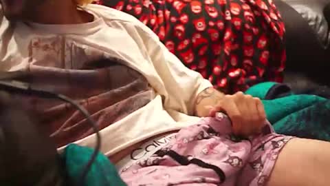 jhonnygoldendick online show from March 2026 07:35:02 AM