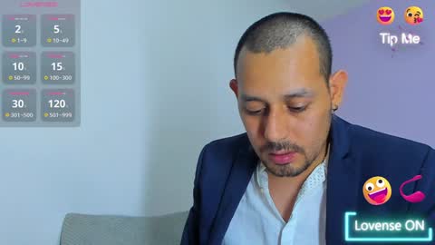 Jhony Alzate online show from December 2024 10:13:01 AM