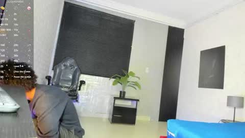 jhonymiller online show from July 2026 06:44:01 PM