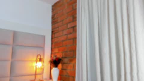 Jhosua Hunt online show from December 2024 03:31:02 AM