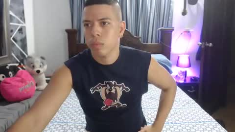 julian online show from January 2025 02:43:02 AM