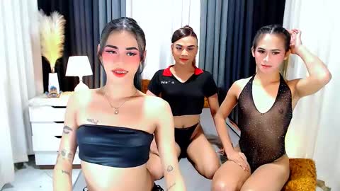 julie online show from February 2025 04:57:01 PM