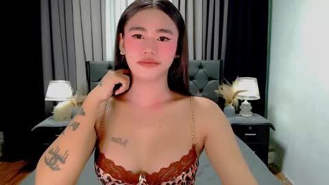 julie online show from May 2026 11:22:02 PM