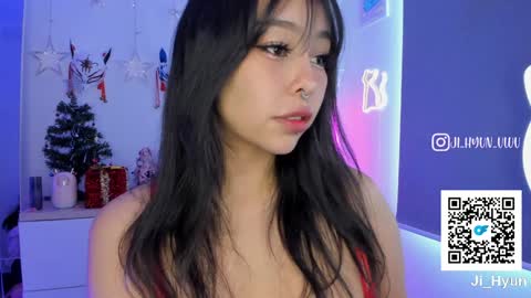 Snapshot of ji_hyun chatting on January 2025 09:28:01 PM Ji online show from January 2025 09:28:01 PM