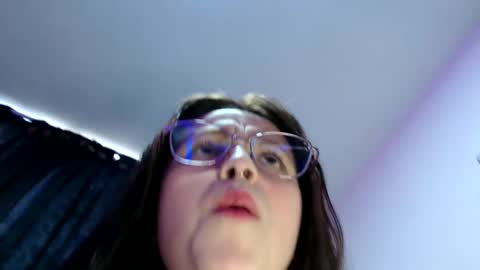 Emma online show from January 2025 10:04:01 PM