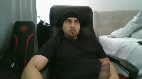 jilmmartinez online show from September 2025 05:01:02 PM
