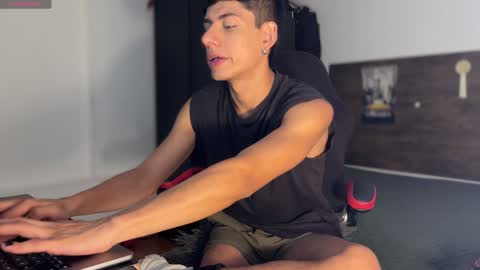 jim_dancer online show from December 2024 05:13:01 PM