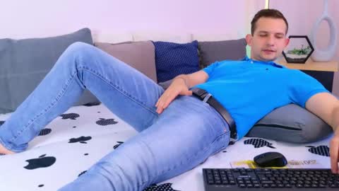 Jimmy online show from April 2026 07:06:02 AM