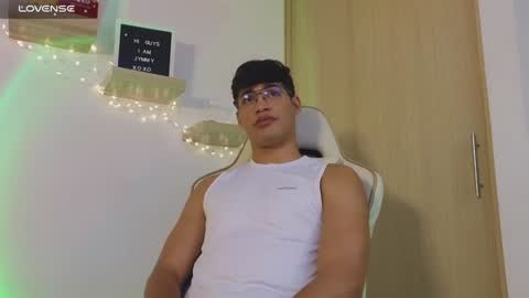 Jimmy Leeh online show from January 2025 10:15:02 PM