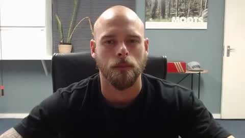 Snapshot of jjameson41 chatting on December 2024 04:09:02 AM JamesJan van Rebel online show from December 2024 04:09:02 AM