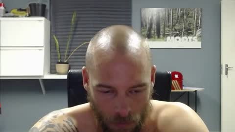 Snapshot of jjameson41 chatting on January 2025 03:29:02 AM JamesJan van Rebel online show from January 2025 03:29:02 AM