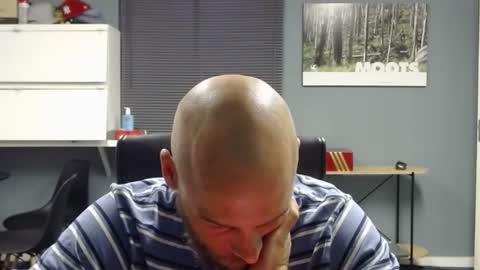 Snapshot of jjameson41 chatting on February 2025 04:47:02 AM JamesJan van Rebel online show from February 2025 04:47:02 AM