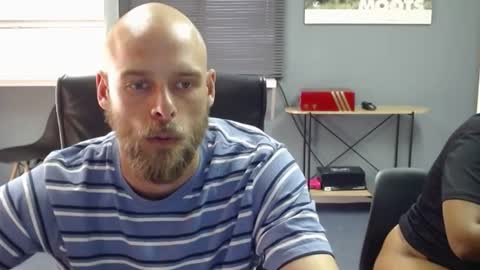 Snapshot of jjameson41 chatting on February 2025 02:54:02 PM JamesJan van Rebel online show from February 2025 02:54:02 PM