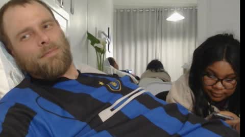 Snapshot of jjameson41 chatting on September 2025 06:41:02 PM JamesJan van Rebel online show from September 2025 06:41:02 PM