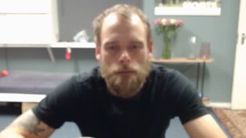 Snapshot of jjameson41 chatting on October 2025 04:32:02 AM JamesJan van Rebel online show from October 2025 04:32:02 AM