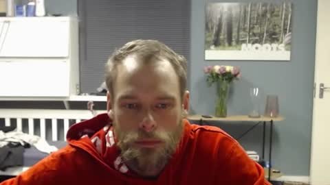 Snapshot of jjameson41 chatting on October 2025 03:27:01 AM JamesJan van Rebel online show from October 2025 03:27:01 AM